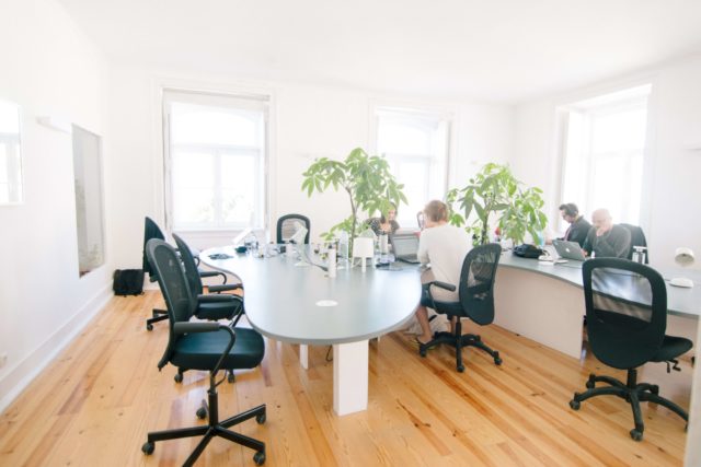 Top 5 things to consider when looking for office space in 2021